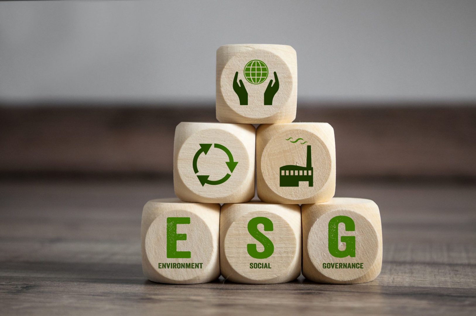 La publication d’informations en matière de durabilité affecte les petites et moyennes entreprises. Considérez l'ESG comme un appel à l’action !